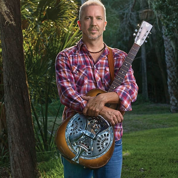 JJ Grey guitar closeup.600