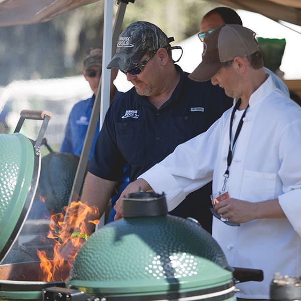 chef-mason-crews-manning-the-bge-nathan-and-makay-wyatt-600