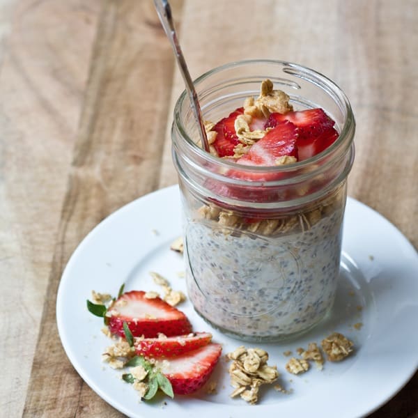 Strawberry Crunch Oatmeal To Go 3 600