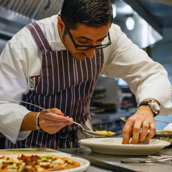 GROVESTAND.V8.Vincenzo©Michael Caronchi.chef plating.600.2