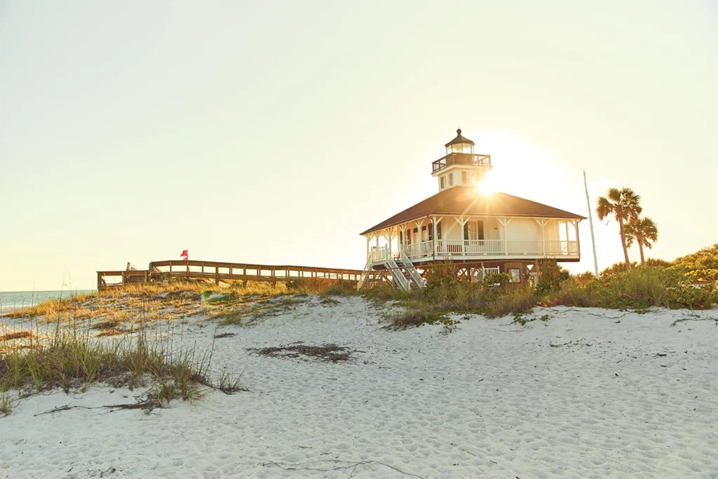 Tarpon Tales from Gasparilla Island 1 FEATURE.V10.BOCA GRANDE.pc .MBKoeth 7G8A8525 rev1