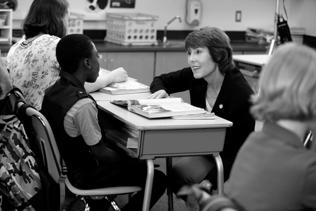 GWEN.V10.pc .Graham for Governor.289A0905 4C B.W