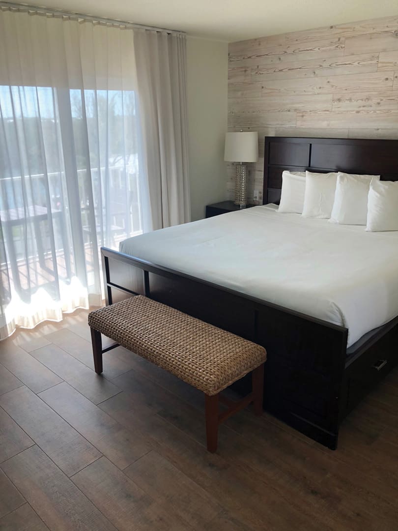 FL KEYS SPOTLIGHT.V10.Room shot8