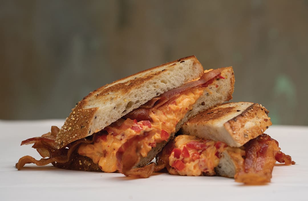 GROVE STAND.Jim Shirley.pc .Collis Thompson 7.9 14818