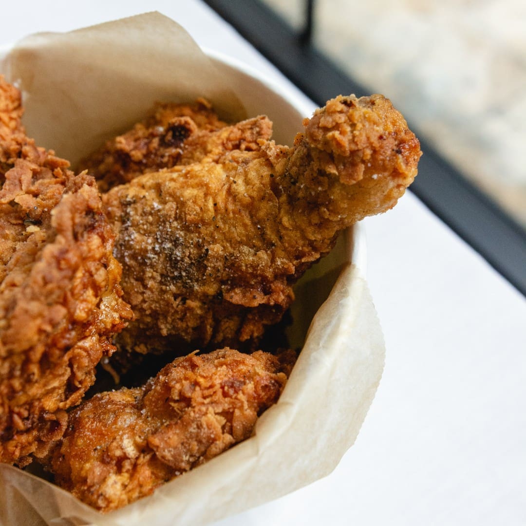 RS Nave Fried Chicken 2 Photo Credit Antonella Re