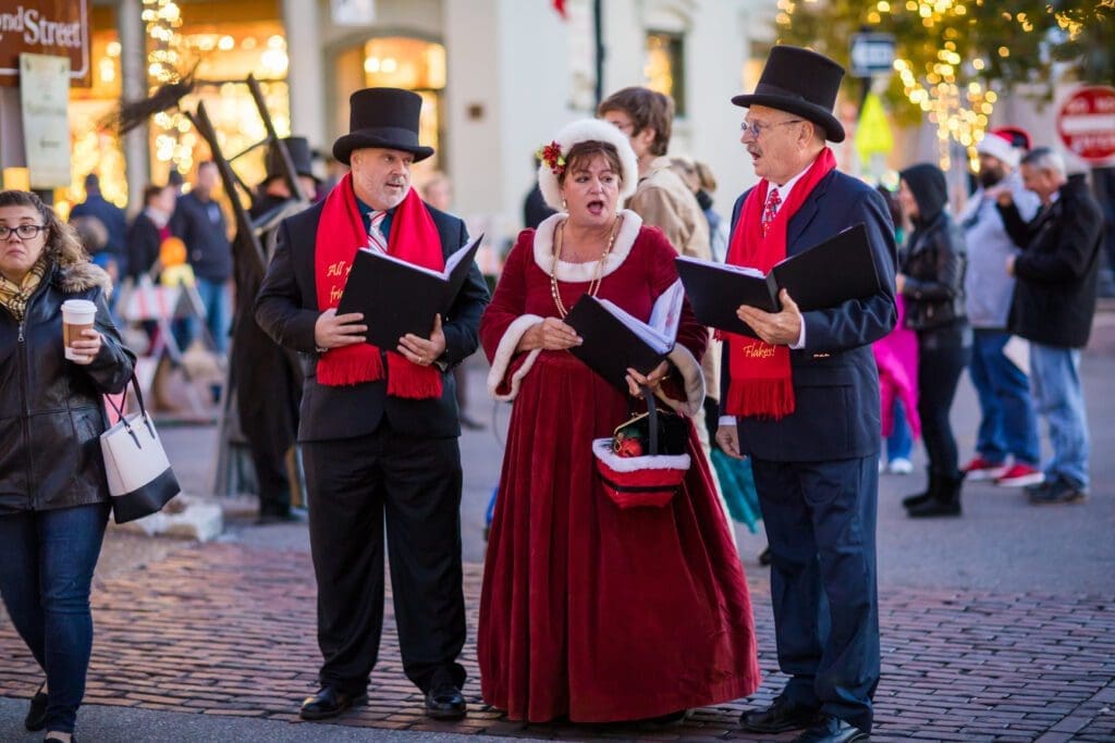 Meet the Real Saint Nick in Amelia Island this Christmas 3 2018 Amelia Dickens on Centre 051A Deremer Studios LLCDeremer Studios Amelia Island Commercial Photography www 1.deremerstudios.com