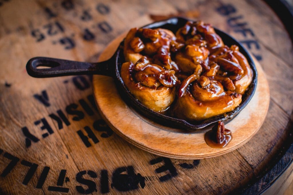 Savor West Palm Beach: Where to Dine All Day Long 2 Pecan Cinnamon Rolls Credit Batch New Southern Kitchen Tap