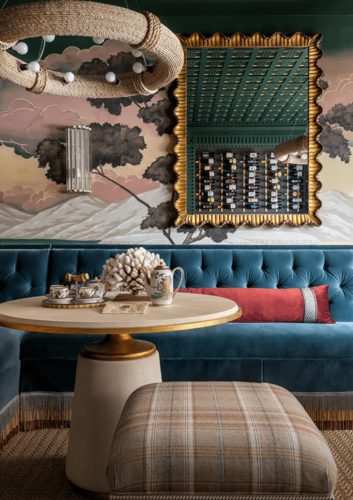 DuVäl Reynolds: Palm Beach's Freshest Designer 4 Vertical Palm