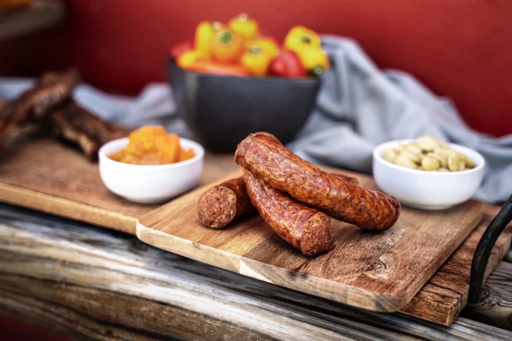 How Central Florida Became the Barbecue Capital of the State 2 Sausage links from Carter’s Bar-B-Que sit on a cutting board.