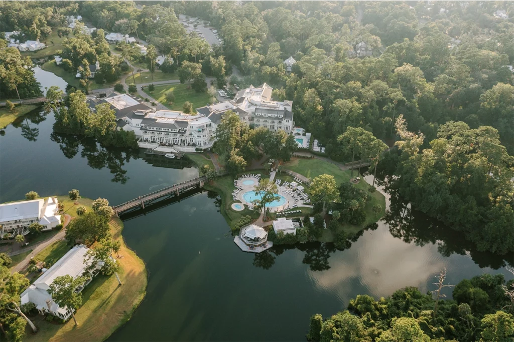Our Editor Takes a Trip to Palmetto Bluff: South Carolina's Jewel on the River 2 The sprawl of the bluff's accommodations means there's a perfect fit for privacy-preferrers and social butterflies alike.