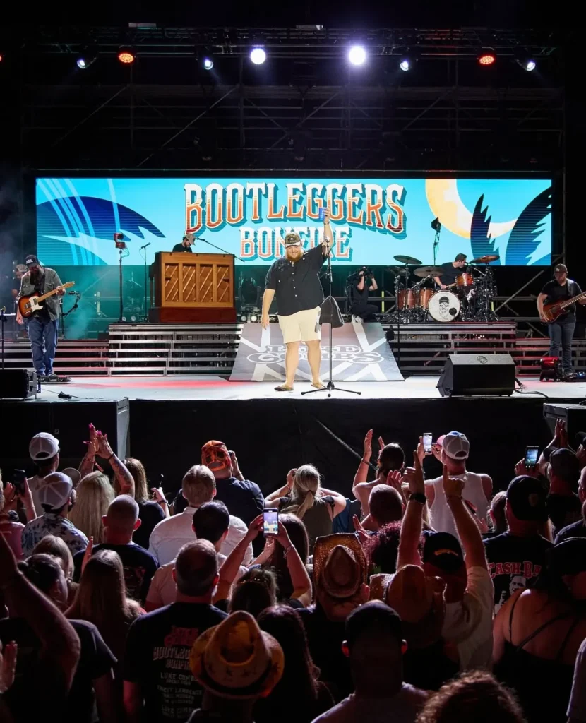 What To Do This October in Florida 2 The crowd cheers for Luke Combs at the Bootleggers Bonfire.