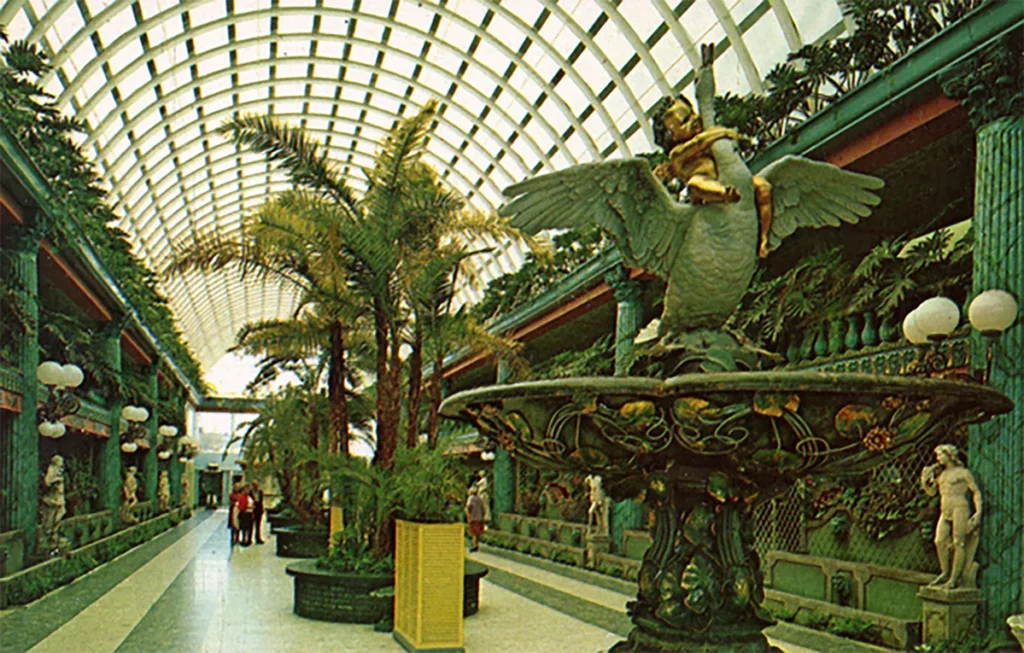 Old Florida Kapok Tree Inn