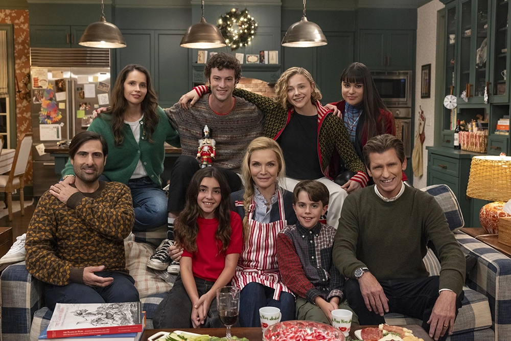 Author Chandler Baker's Film Adaptation of 'Oh. What. Fun' Hits Streaming This Week 3 The cast of Oh. What. Fun