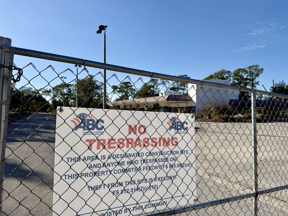 No Trespassing sign at the Orlando Sun Resort