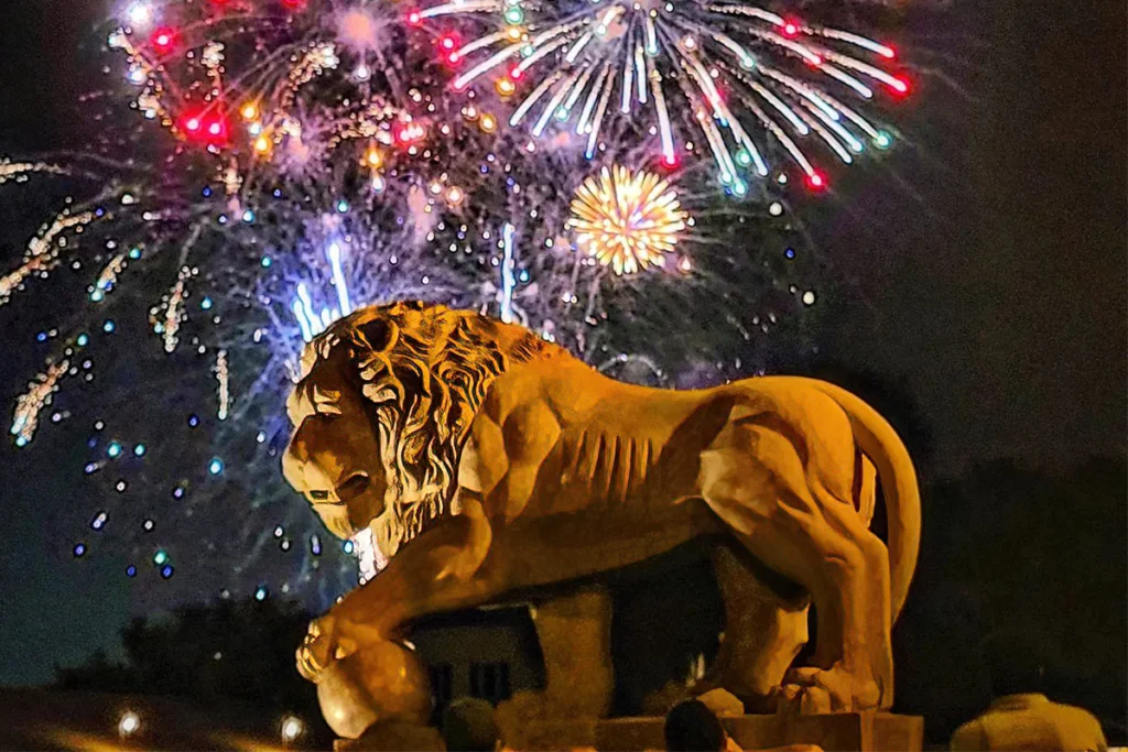 What to do this July in Florida 1 Lion statue and fireworks in St. Augustine during July 4th.